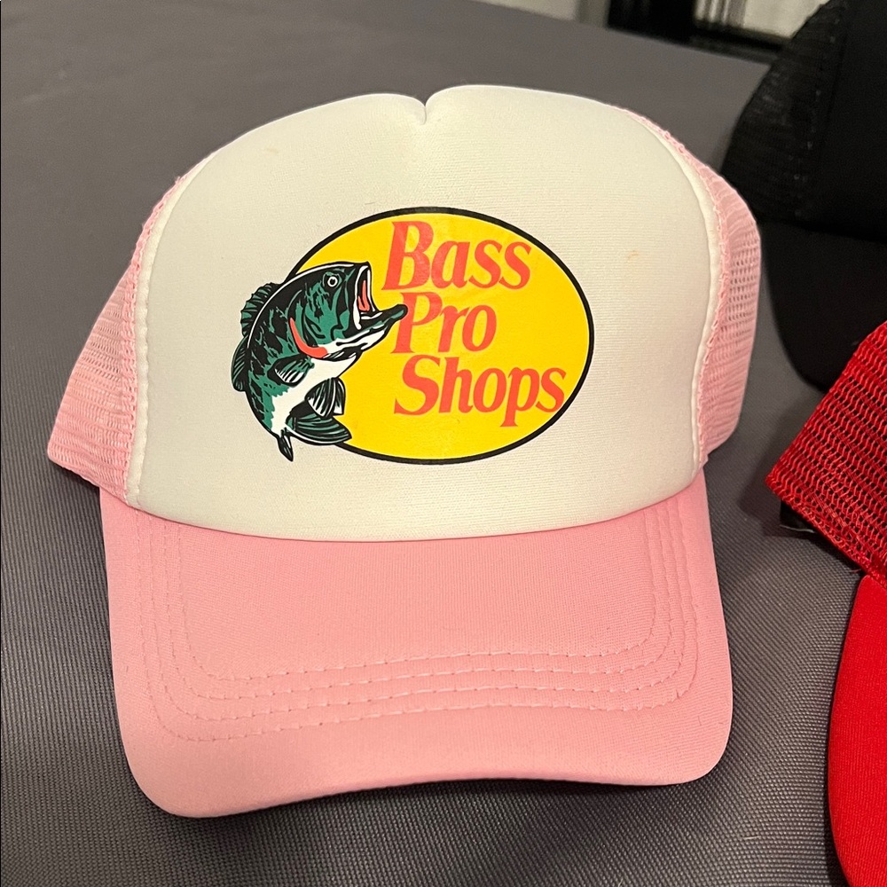 Trucker/Mesh hat bundle - Picture 4 of 13